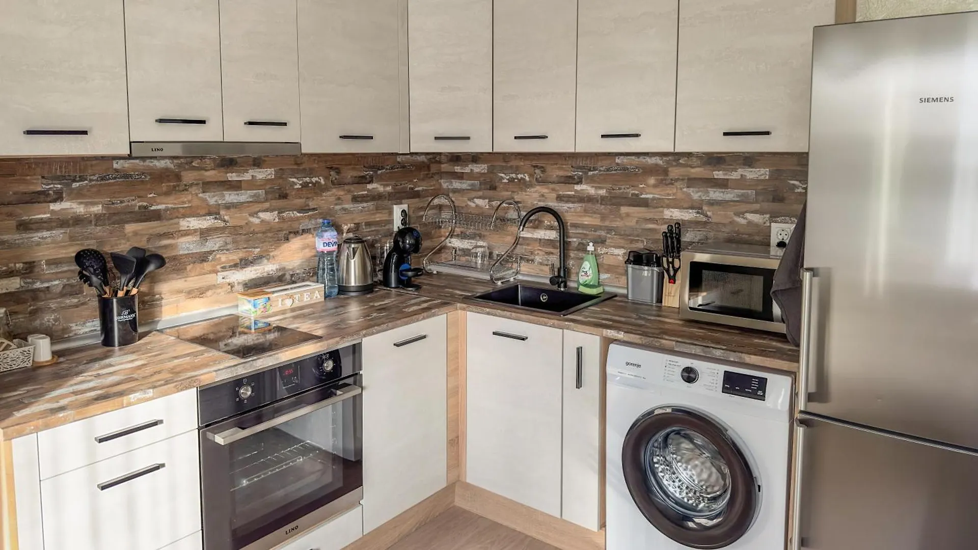 Апартамент Панчо Sofia Apartment