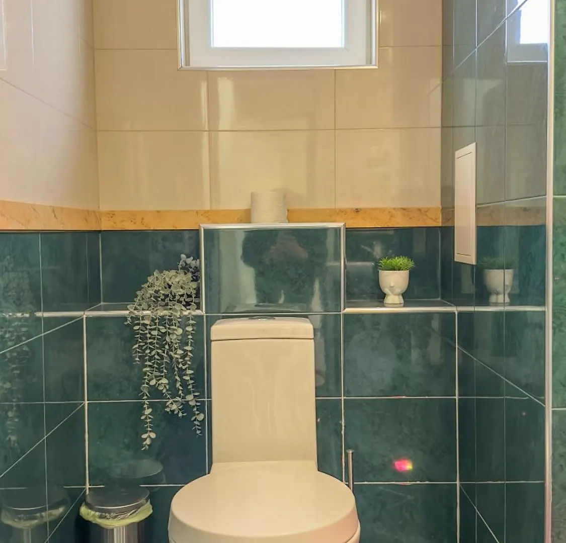 Апартамент Панчо Sofia Apartment